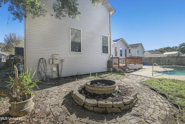 Building Photo - 4409 Shadow Wood Cir