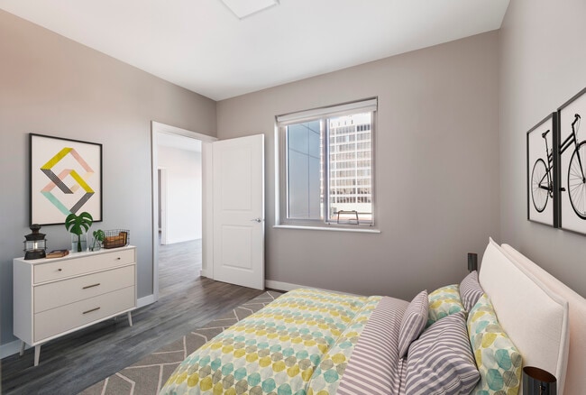 Building Photo - Ten Essex