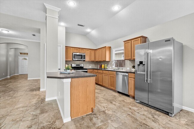 Building Photo - 12719 Hart Hollow Ln