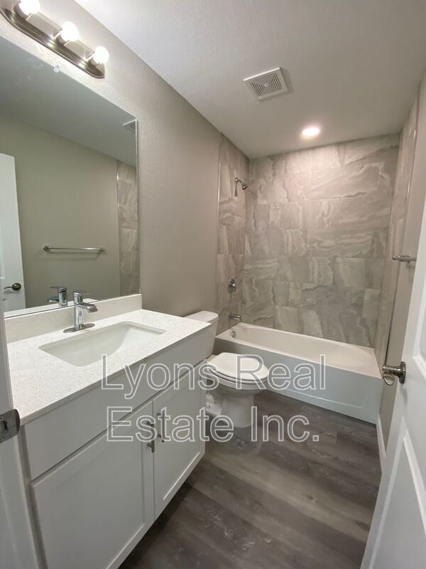 Building Photo - 126 Smallwood Rd