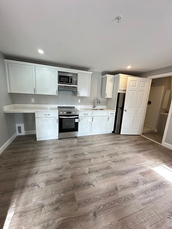 Building Photo - 6 Monroe St