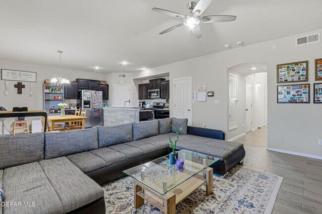 Building Photo - 14805 Ava Leigh