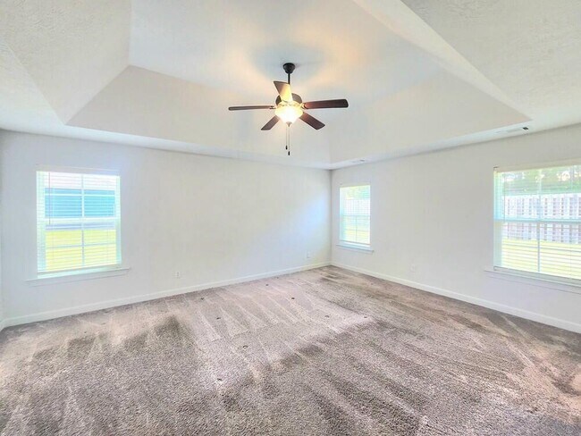 Building Photo - 734 Bancroft Dr