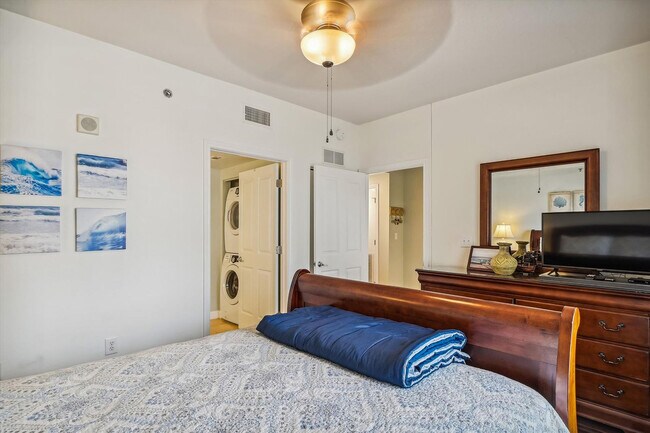 Building Photo - 104 Gulfside Ct