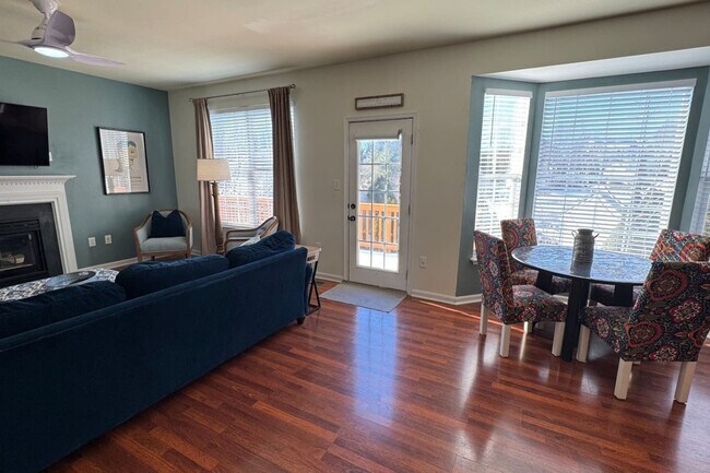 Building Photo - 9414 Grant Ave