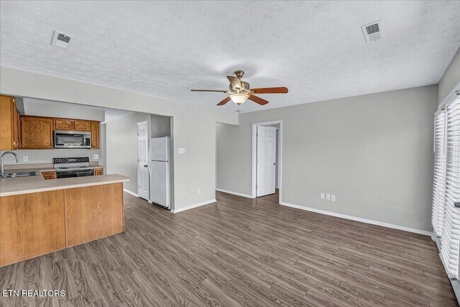 Building Photo - 924 Ashley Michelle Ct