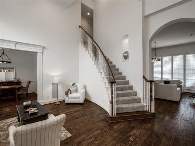 Building Photo - 5860 Red Hill Ln