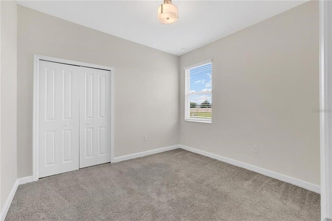 Building Photo - 272 Taft Dr