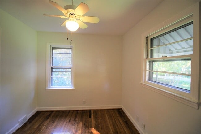 Building Photo - Black Mountain Bungalow minutes from Lake Tomahawk!