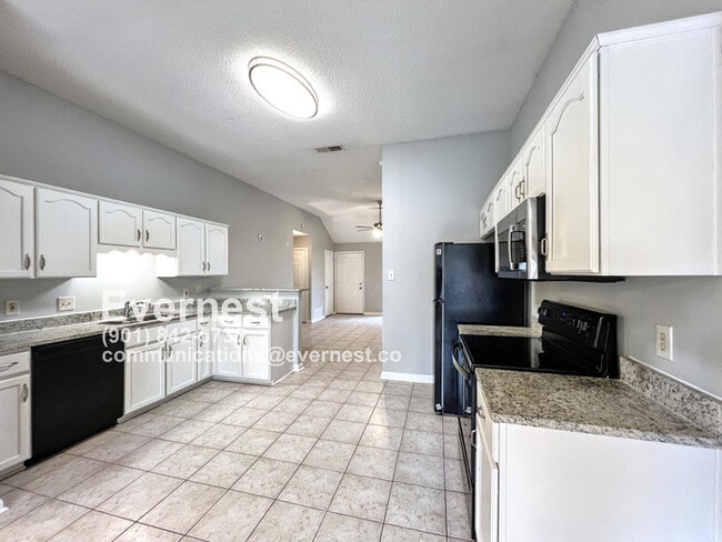 Building Photo - 4416 Elysian Dr