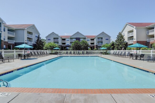 Building Photo - Autumn Winds