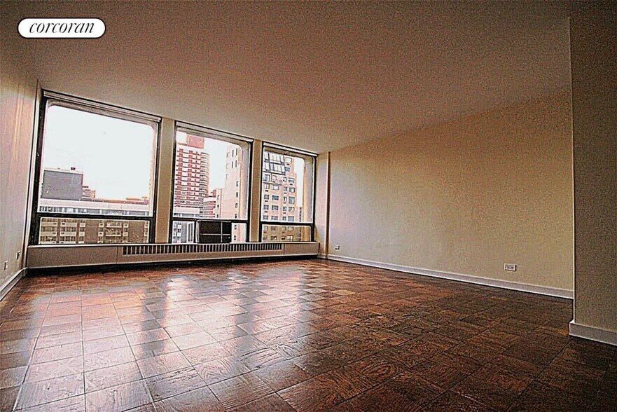 Building Photo - 333 E 30th St