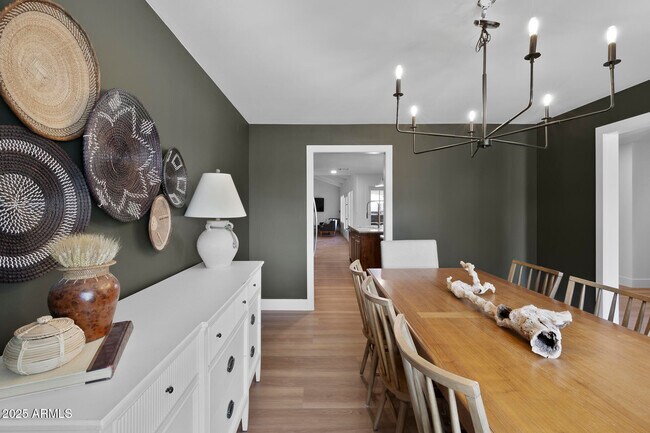 Building Photo - 10848 N 66th St