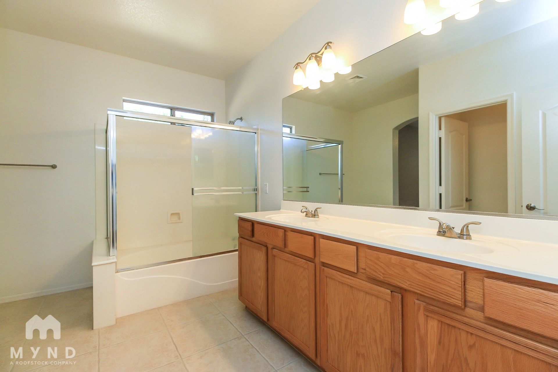 Building Photo - 4053 S Shady Ct