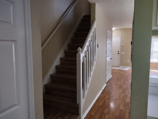 Building Photo - 30013 Granda Hills Ct