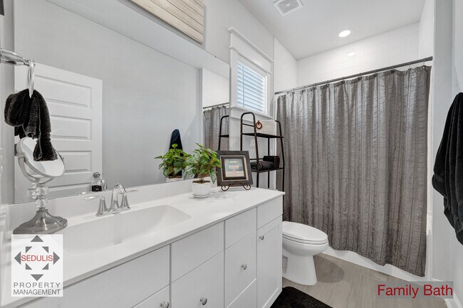 Building Photo - 1754 Sandybrook Dr