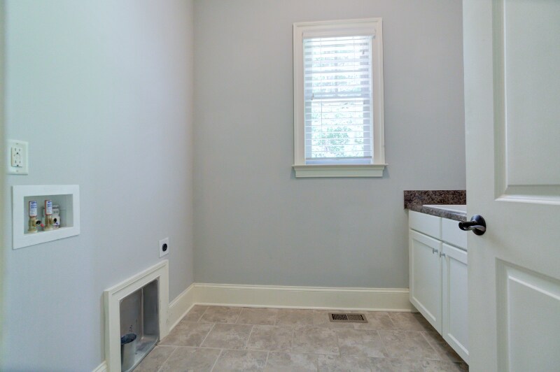 Building Photo - 1407 Idstone Way