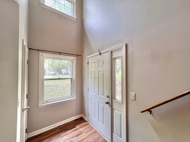 Building Photo - 401 Broad Leaf Cir