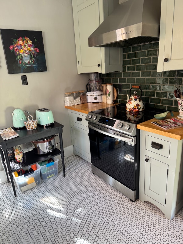 Building Photo - 1022 W 19th Ave