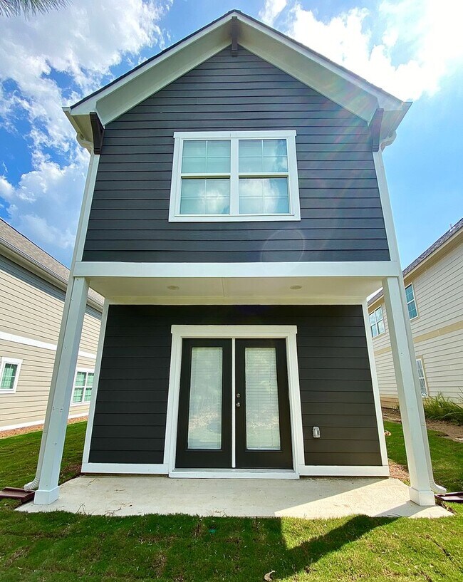 Building Photo - Home for Rent in Calera, AL!!! Available to view with 48 hour notice!