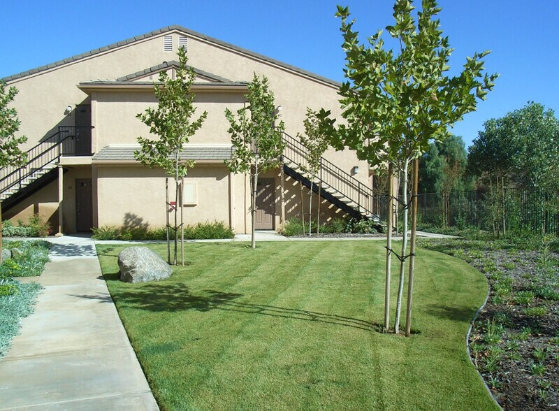 Building Photo - East Windmill Villa Apartments