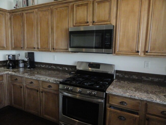 Building Photo - 1433 Wild Olive Rd
