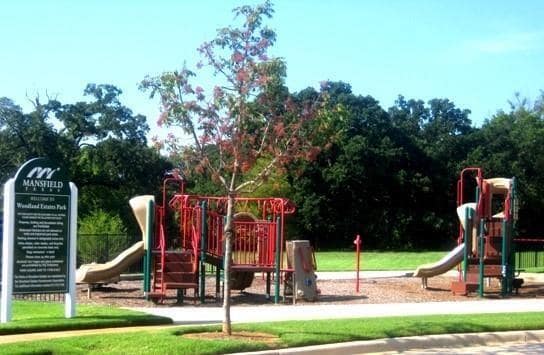 Building Photo - 2412 Ravenwood Ct