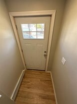 Building Photo - 463 E Main St