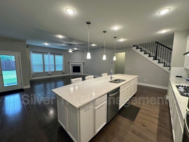 Building Photo - 1104 Pinnacle Ridge Rd