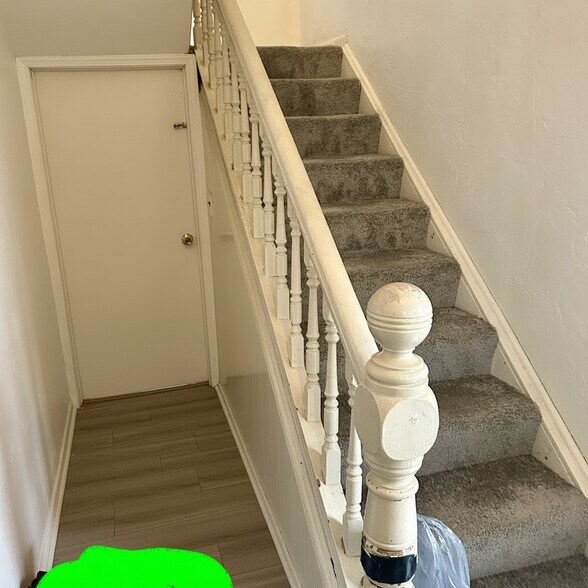 Building Photo - 626 Baldwin St