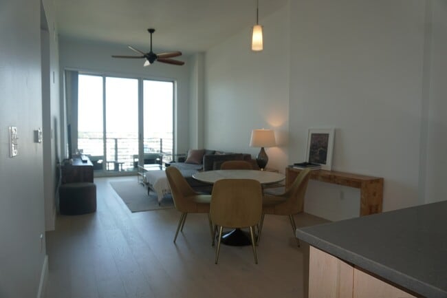 Photo to show European Oak Floor Throughout. - 1208 E Kennedy Blvd