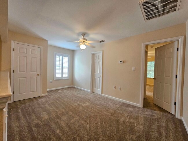 Building Photo - 2738 W Tharpe St