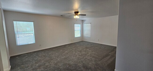 Building Photo - 545 Playa Linda Pl