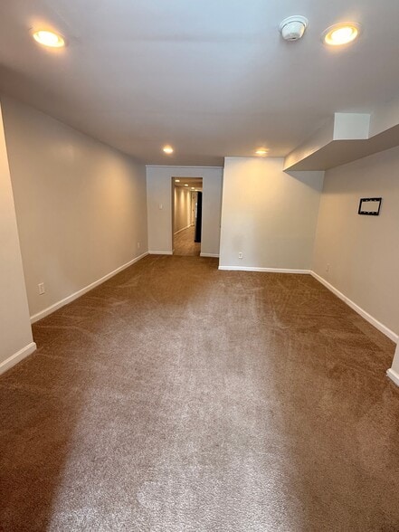 Building Photo - 37 N 63rd St