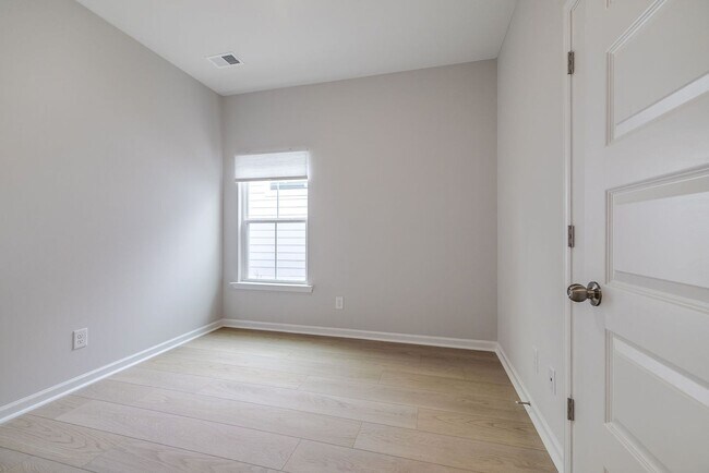 Building Photo - Modern 4BR Home in Gated Westbrook at Savannah Quarters