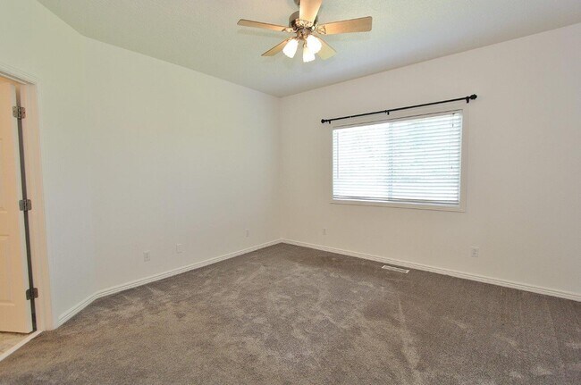 Building Photo - 3169 Fuller Rd