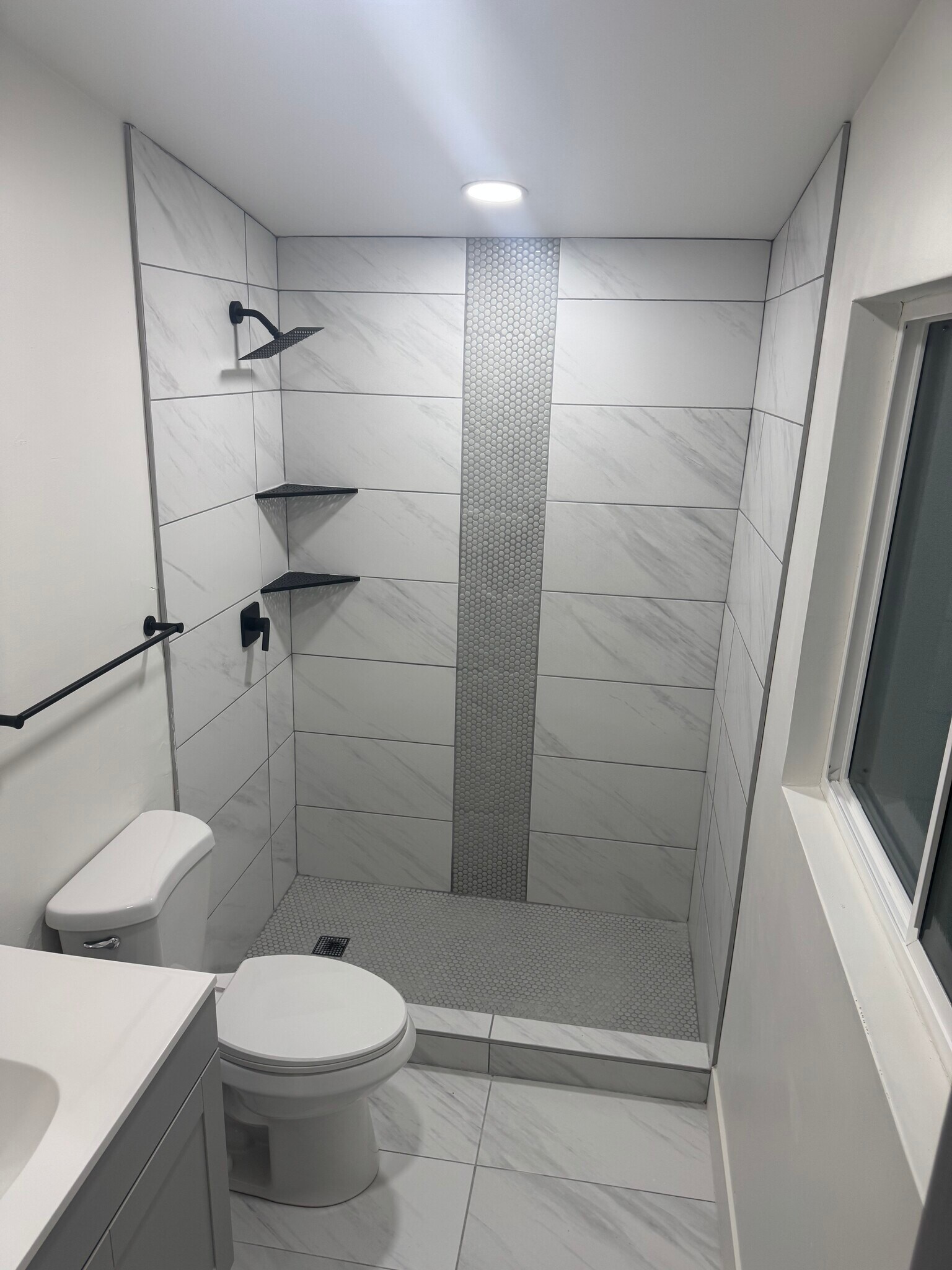 Building Photo - 2171 W Kirkham Way