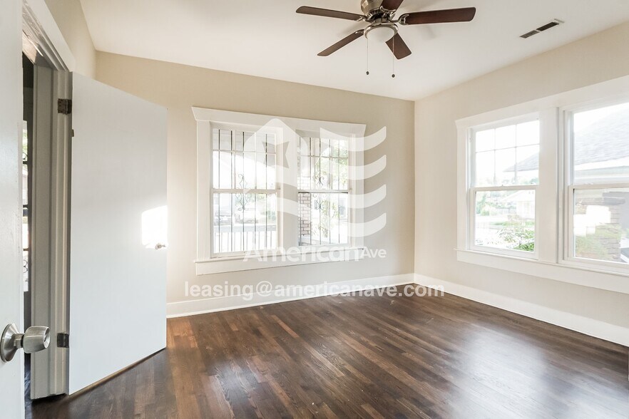 Building Photo - 1656 Fulton Ave SW