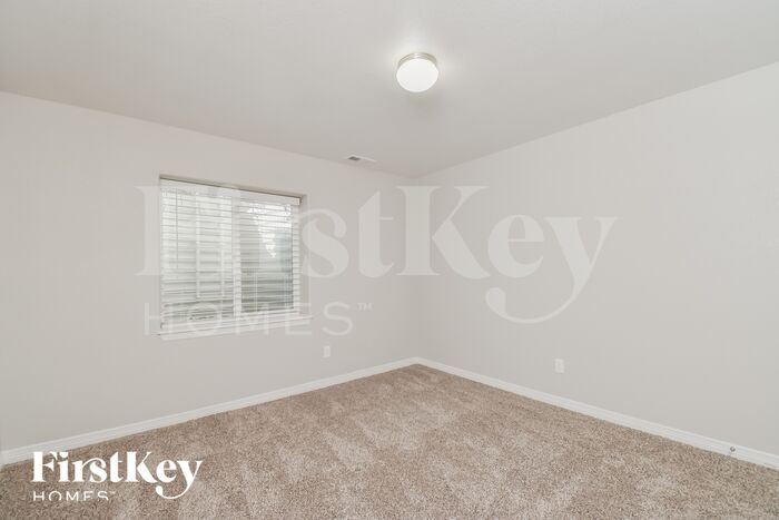 Building Photo - 7495 Araia Dr