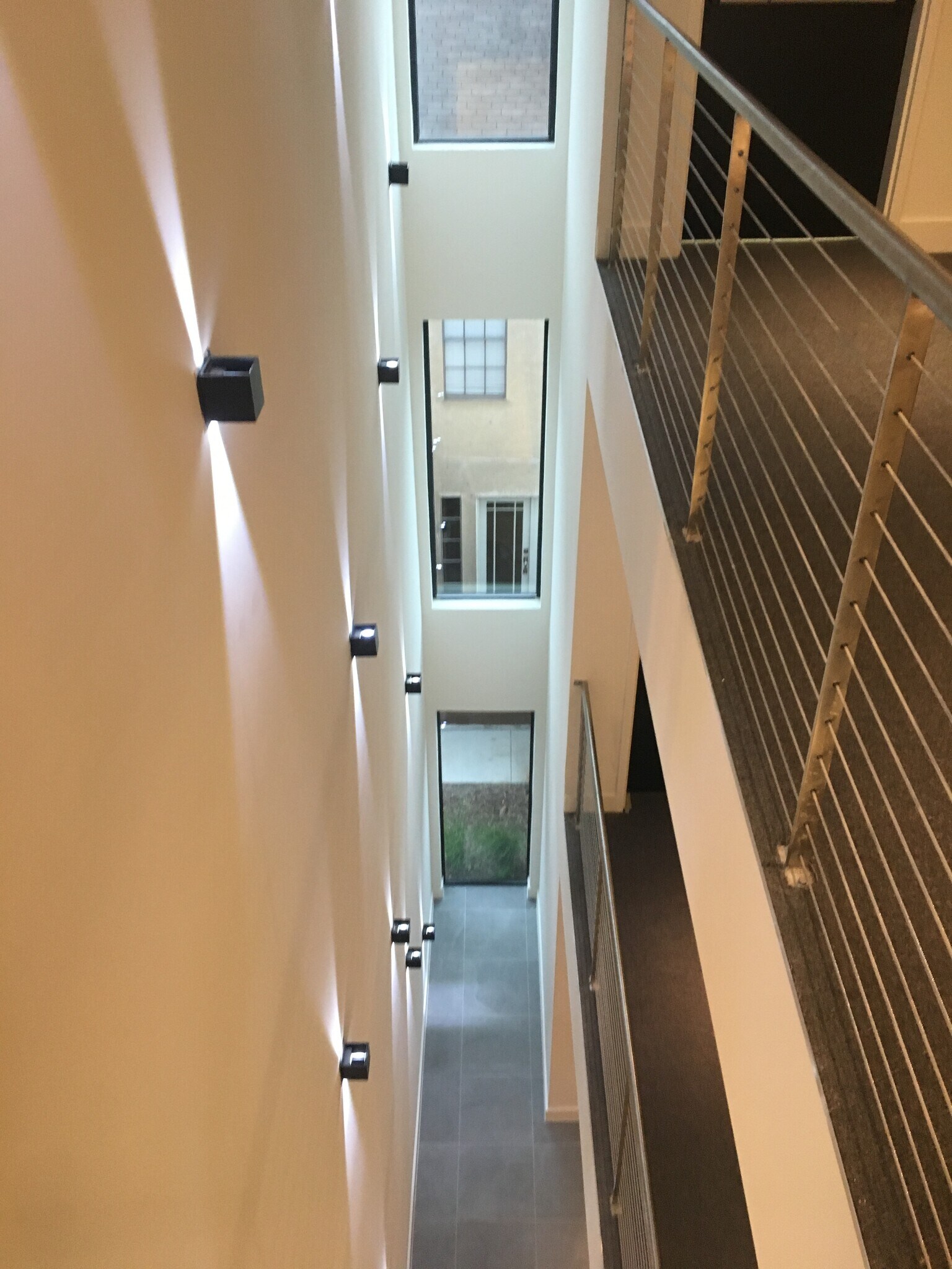 Building Photo - 3923 Cole Ave