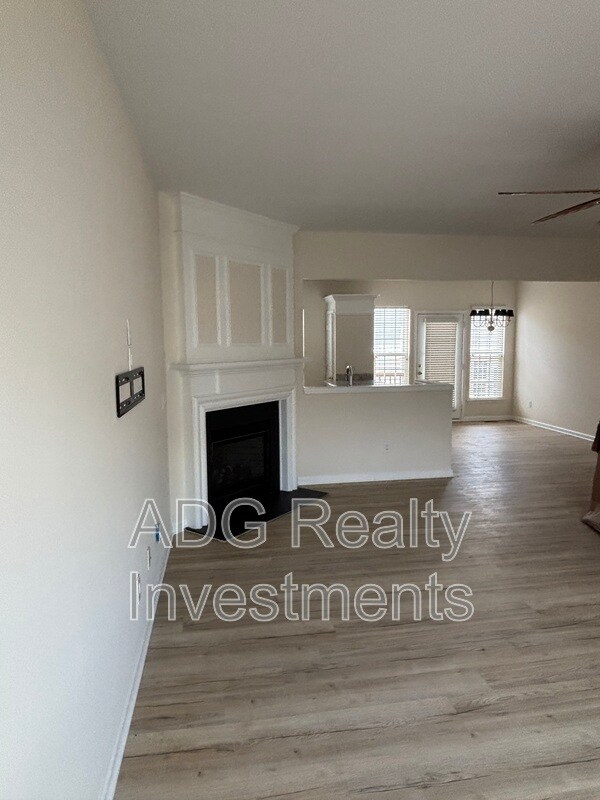 Building Photo - 5478 Werburgh St