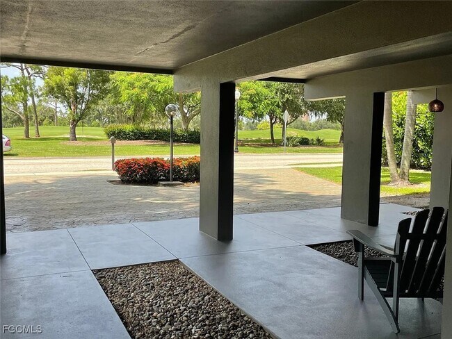 Building Photo - 1702 Hill Ave