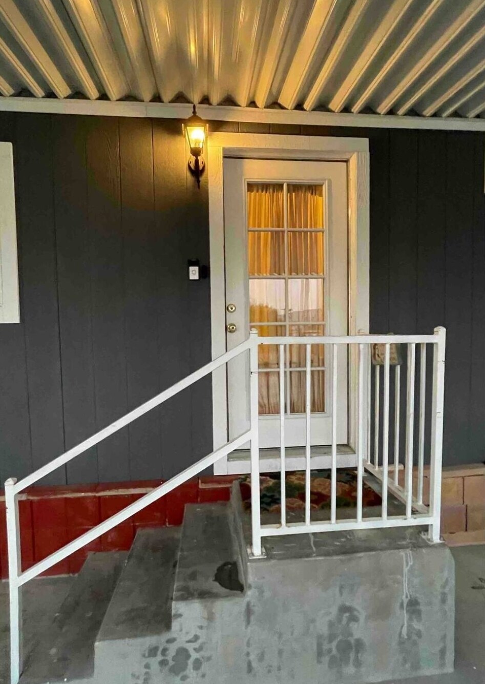 Building Photo - 73390 Broadmoor Dr