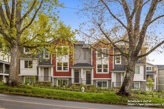 Building Photo - 12124 NE 194th Ct