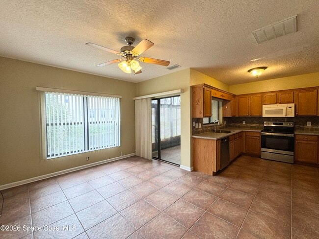 Building Photo - 1211 Marquise Ct