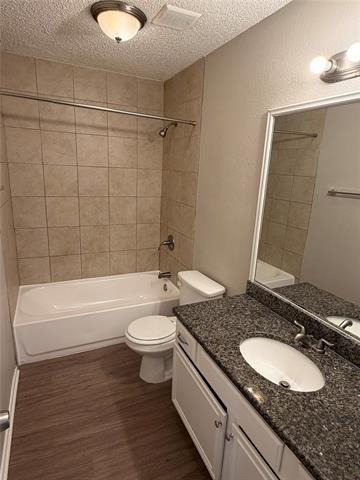 Building Photo - 322 Moss Hill Dr