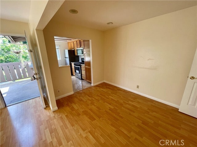 Building Photo - 32 Echo Run