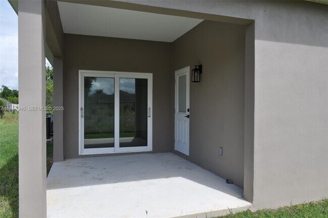 Building Photo - 4125 Mandarin Rd