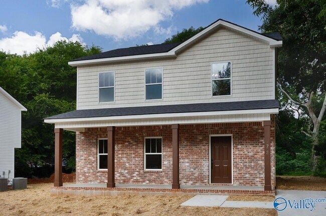 Building Photo - 1713 Golf Club Ln NW