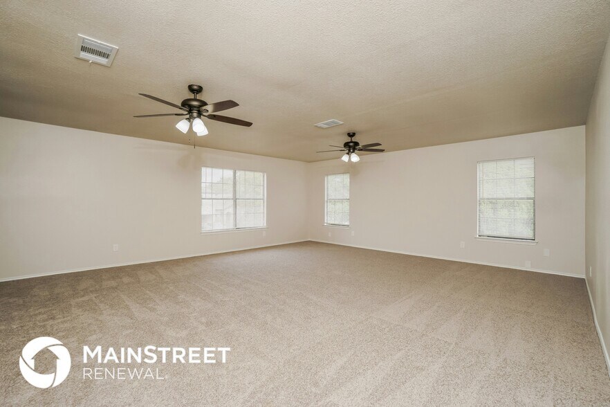 Building Photo - 326 Benetton Dr